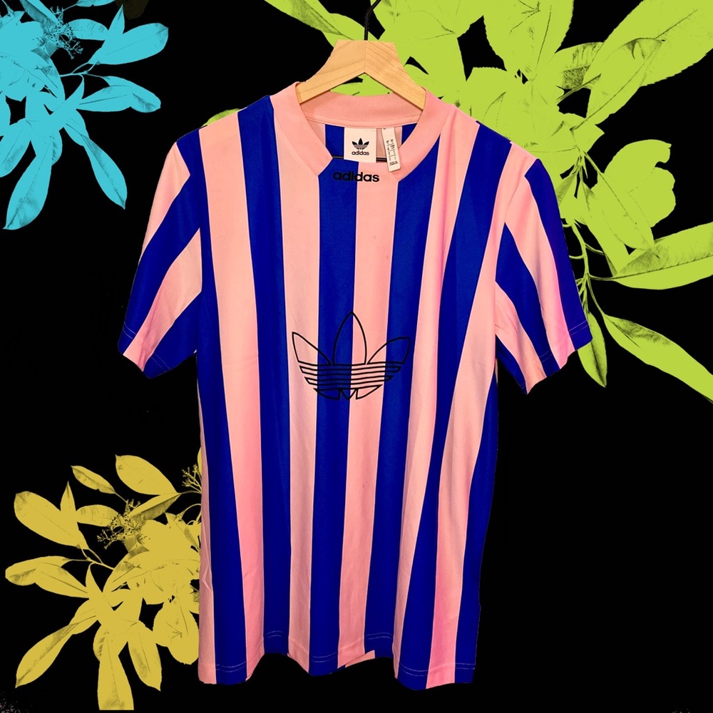 Adidas t-shirt